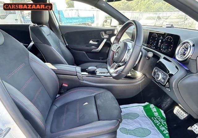 Mercedes-Benz A200d AMG Line