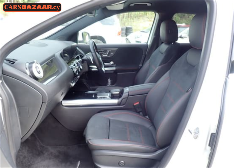 Mercedes-Benz GLA200d AMG Line