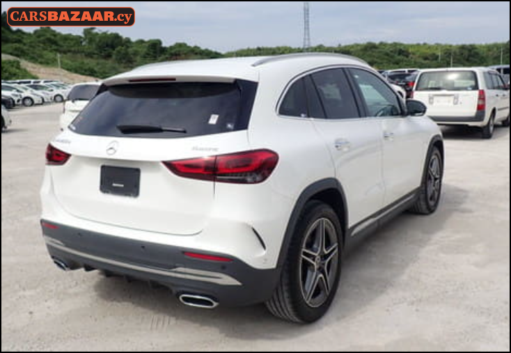 Mercedes-Benz GLA200d AMG Line