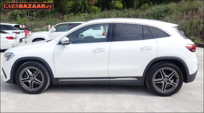 Mercedes-Benz GLA200d AMG Line