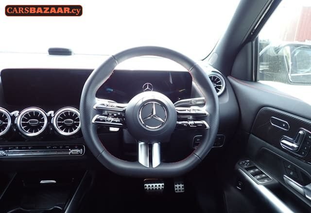 Mercedes-Benz GLA200d AMG Line