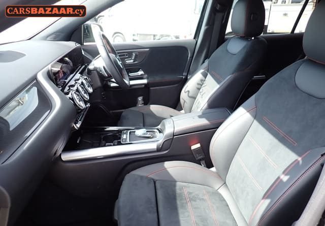 Mercedes-Benz GLA200d AMG Line