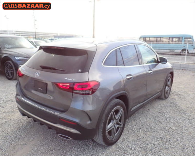 Mercedes-Benz GLA200d AMG Line