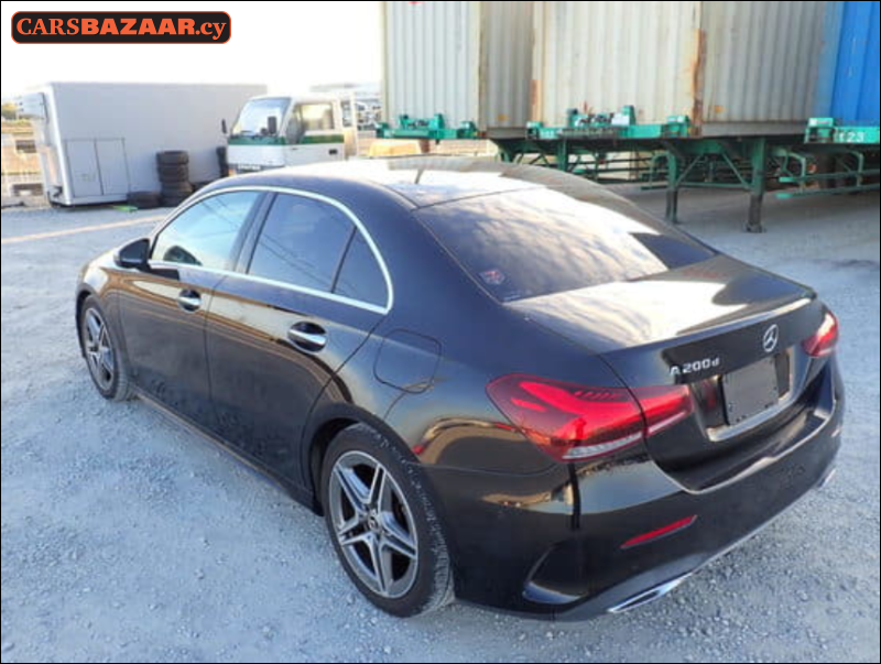 Mercedes-Benz A200d AMG Line