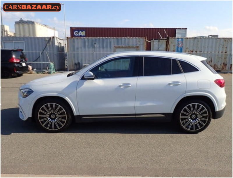 Mercedes-Benz GLA200d AMG Line