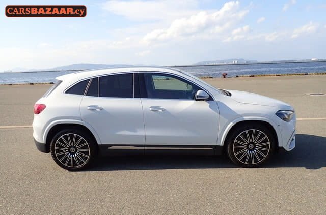 Mercedes-Benz GLA200d AMG Line