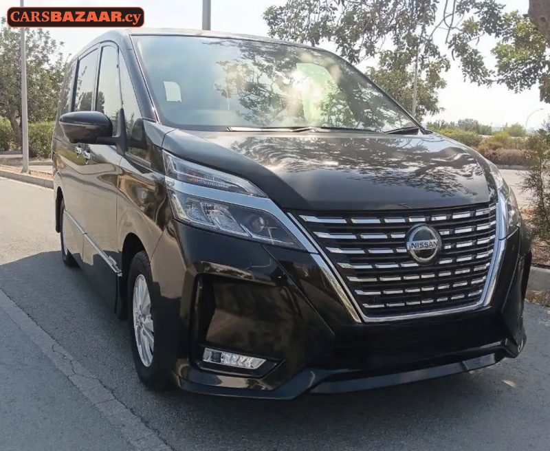 Nissan SERENA HIGHWAY STAR