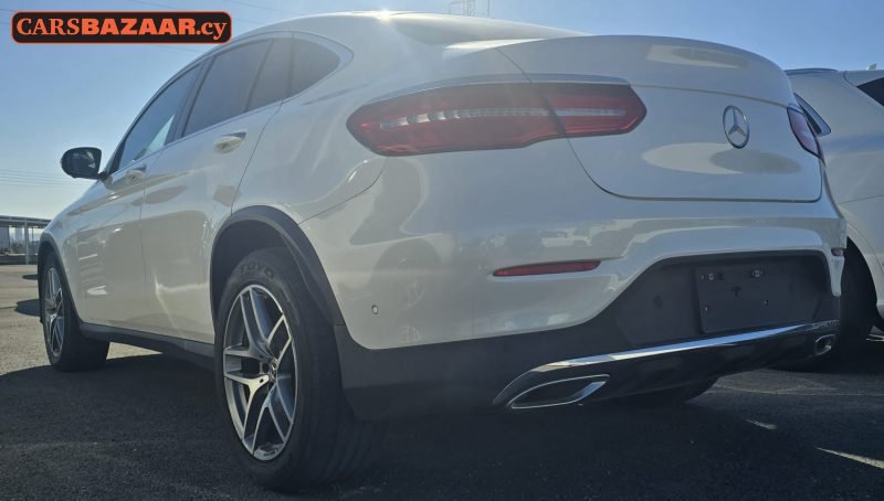 Mercedes-Benz GLC220d AMG Line