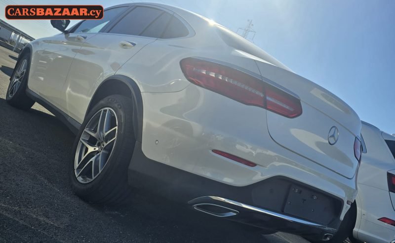 Mercedes-Benz GLC220d AMG Line