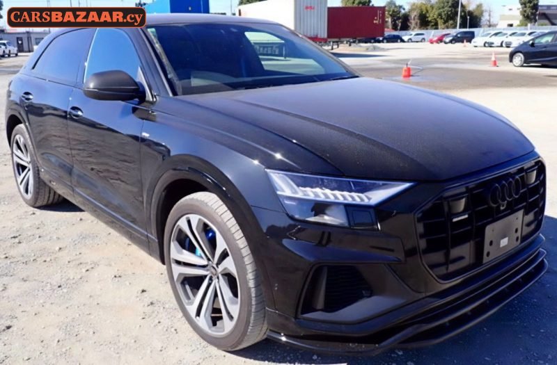 Audi Q8 55TFSI Quattro S Line	