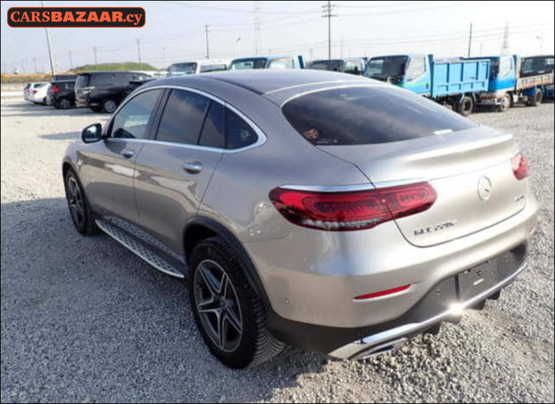Mercedes-Benz GLC220d AMG Line