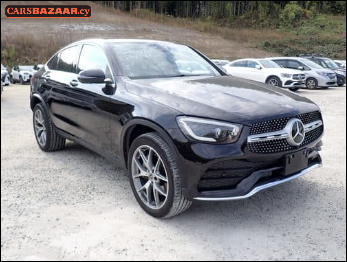 Mercedes-Benz GLC300 AMG Line