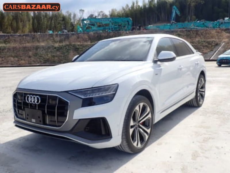 Audi Q8 55TFSI Quattro S Line	