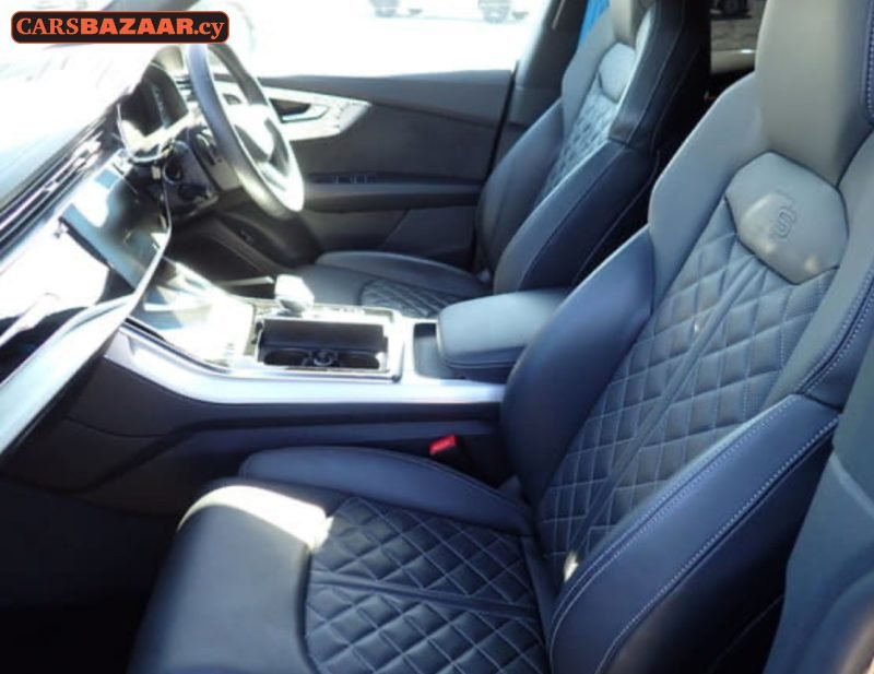 Audi Q8 55TFSI Quattro S Line