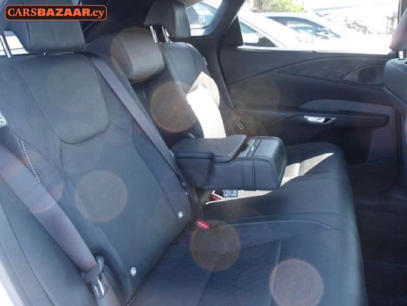 Lexus RX450H L Version